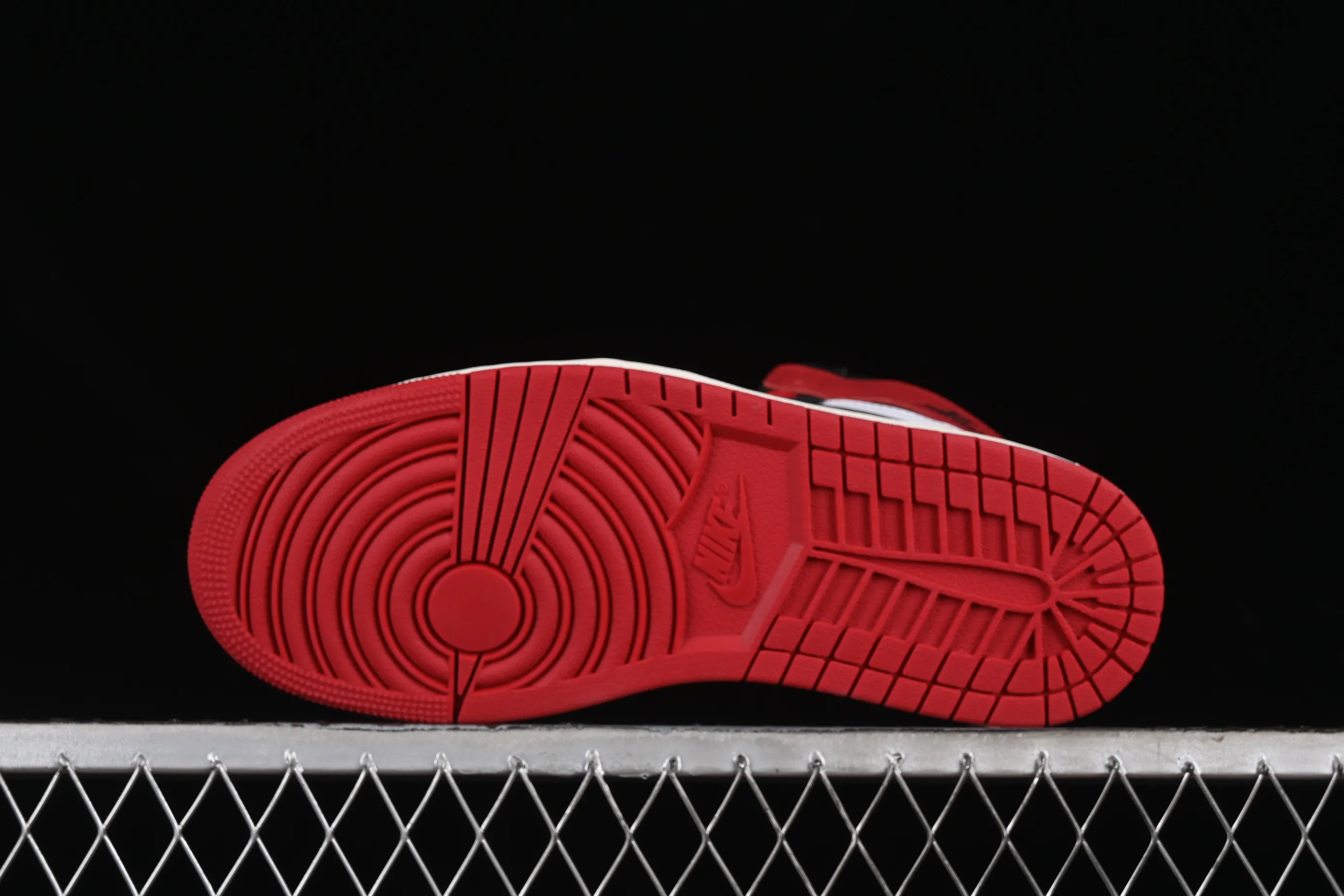 All categories Air Jordan Jordan series basketball shoes Air Jordan 1 High LJR version Air Jordan 1 High OG "Black Toe Reimagined" AJ1 Joe 1 new black toe DZ5485-106